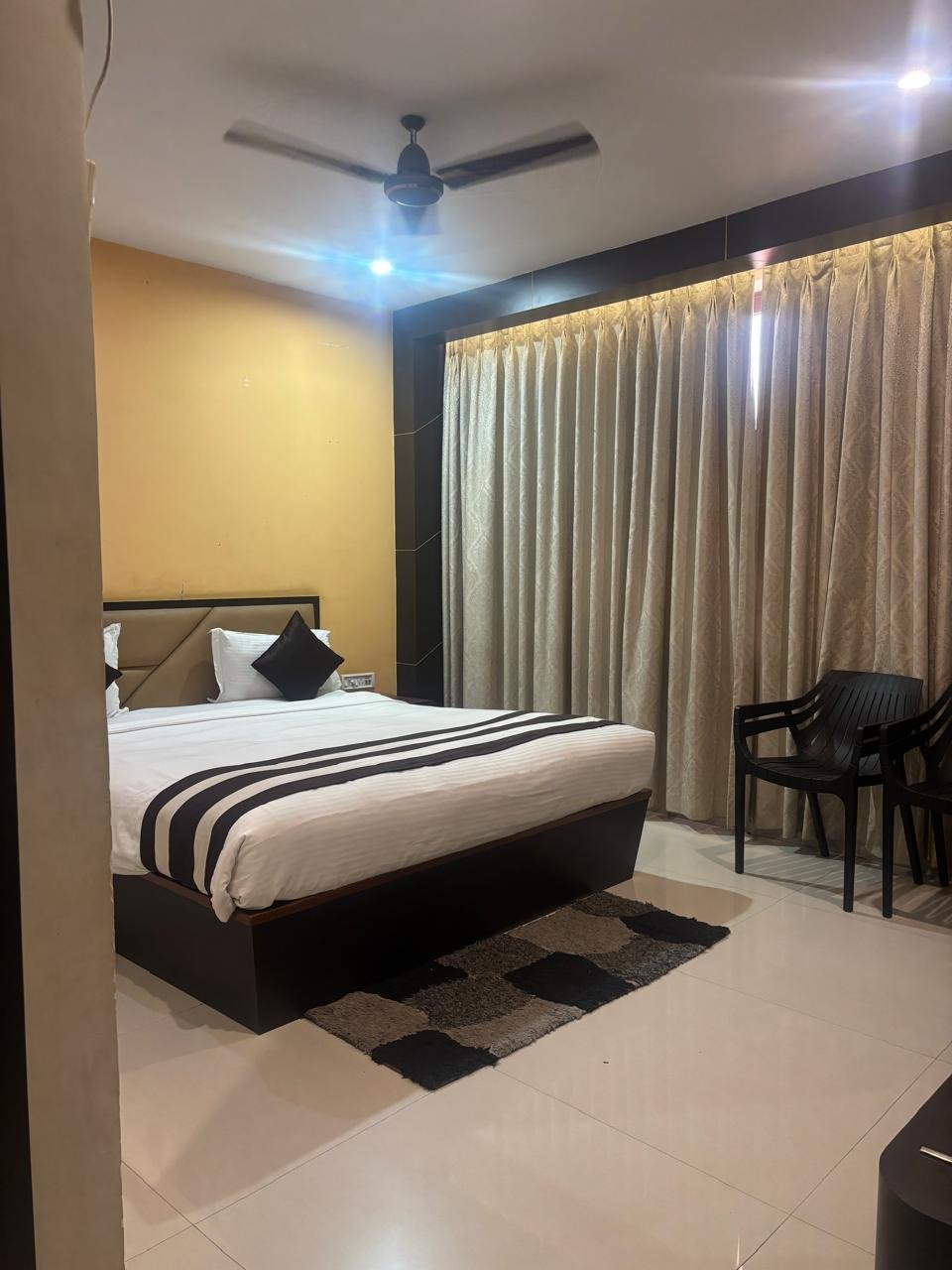 Hotel DS International
