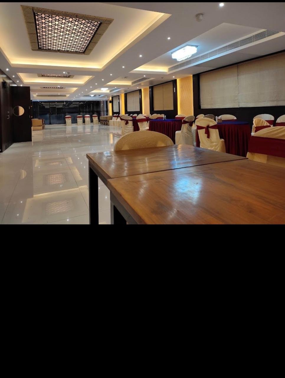 Hotel DS International